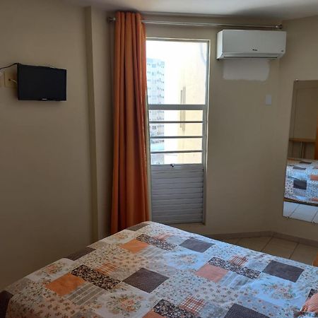 Prive Das Thermas 01 - Ar Split Nos 2 Quartos, Ventilador Na Sala, Purificador Soft Gelada Natural Caldas Novas Εξωτερικό φωτογραφία